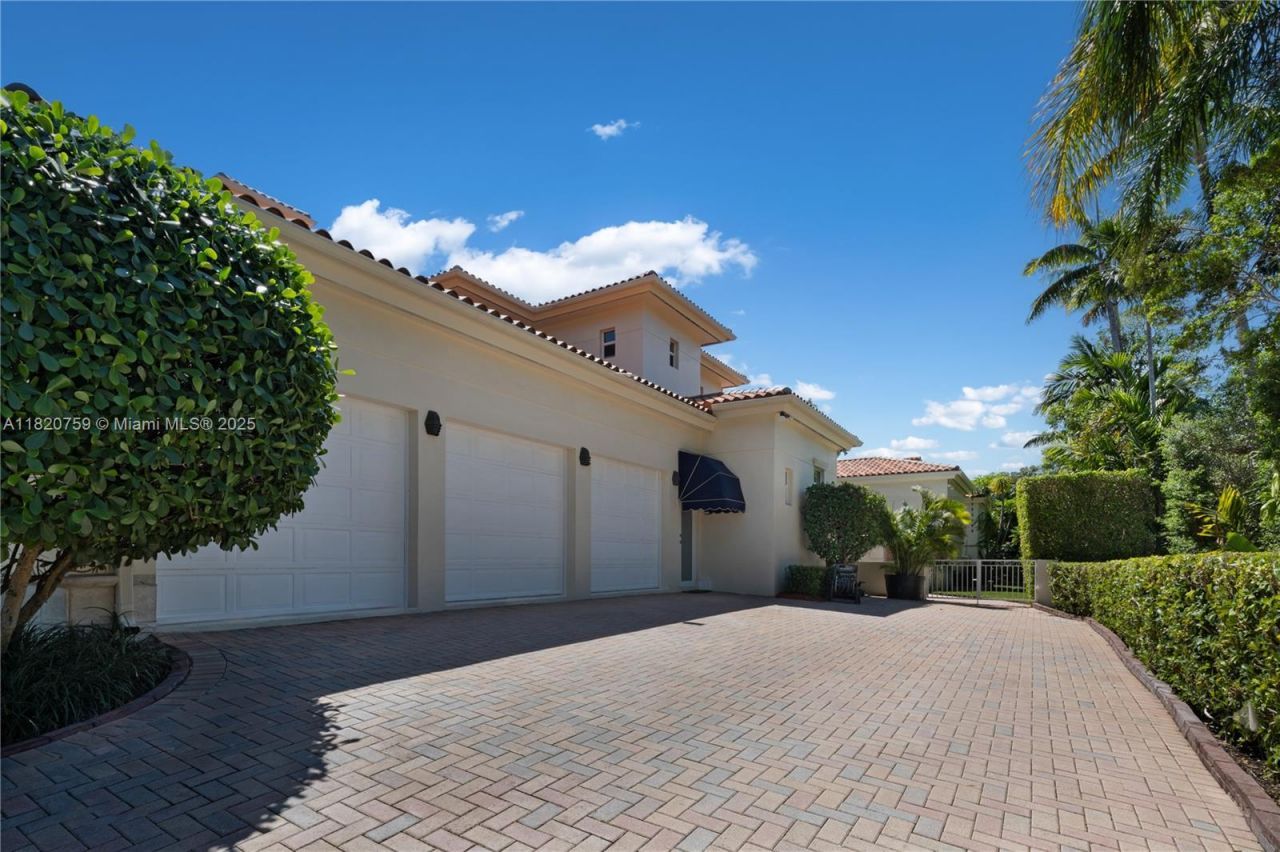 180 Solano Prado, Coral Gables, FL 33156 Photo