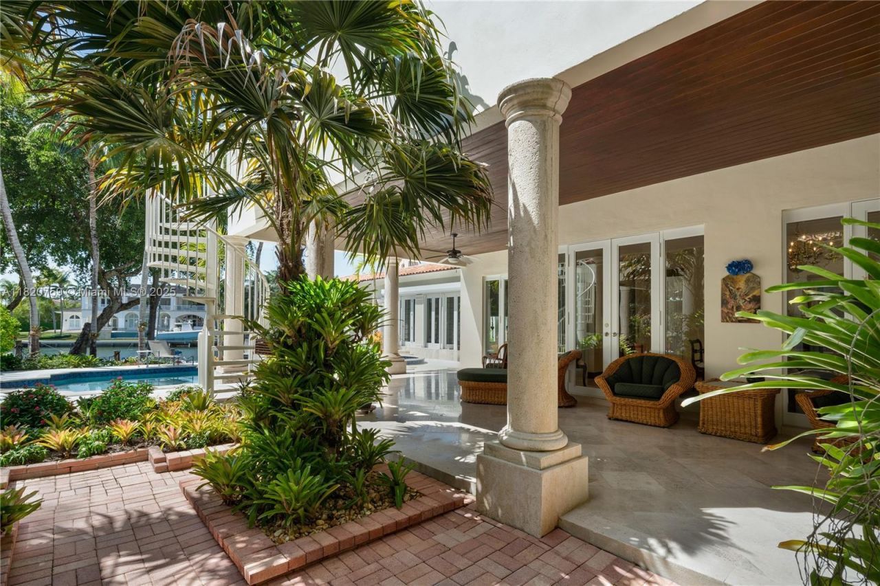 180 Solano Prado, Coral Gables, FL 33156 Photo