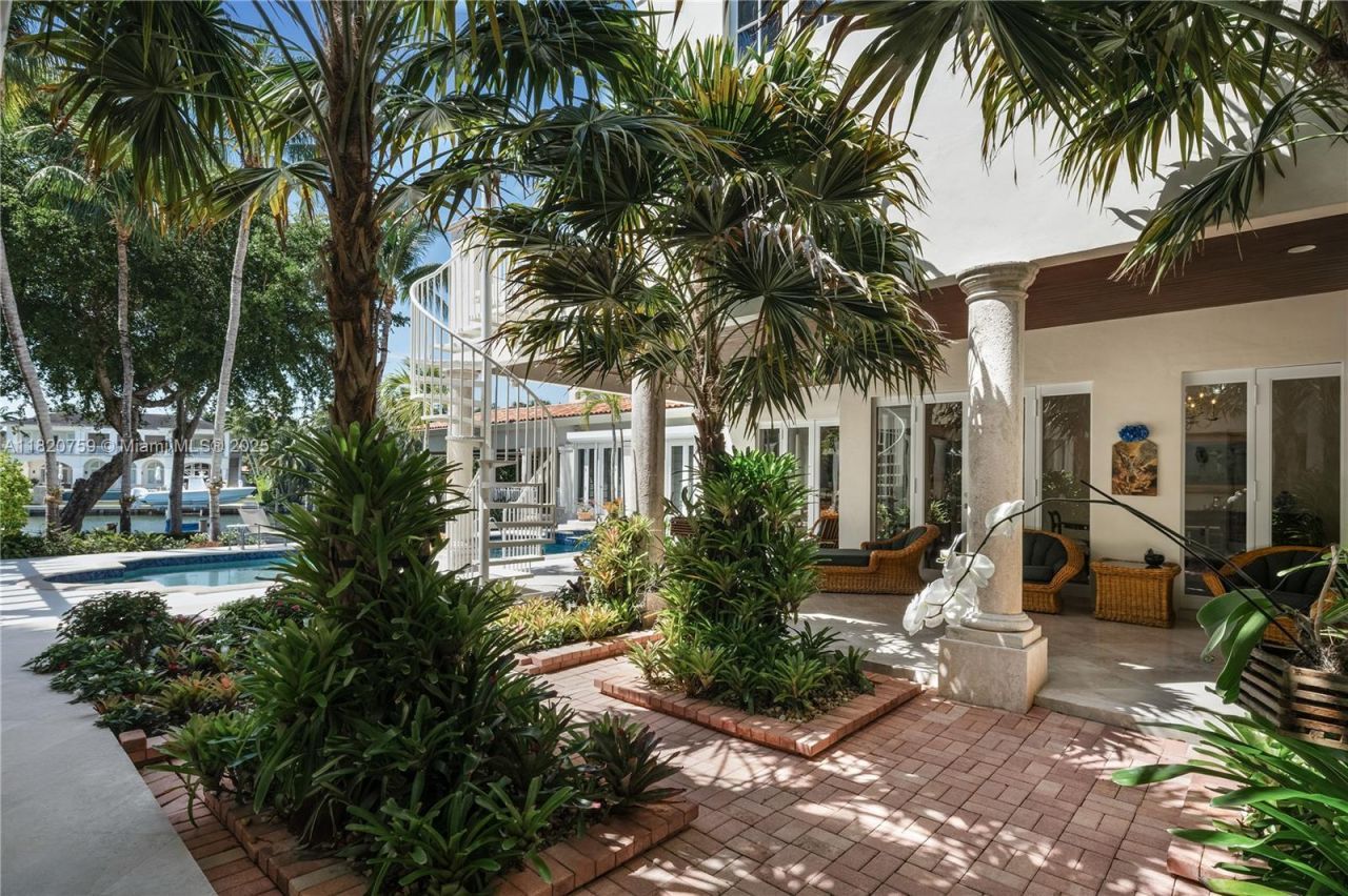 180 Solano Prado, Coral Gables, FL 33156 Photo