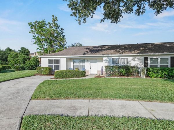 1726 TROPICAL COURT, TAVARES, FL 32778