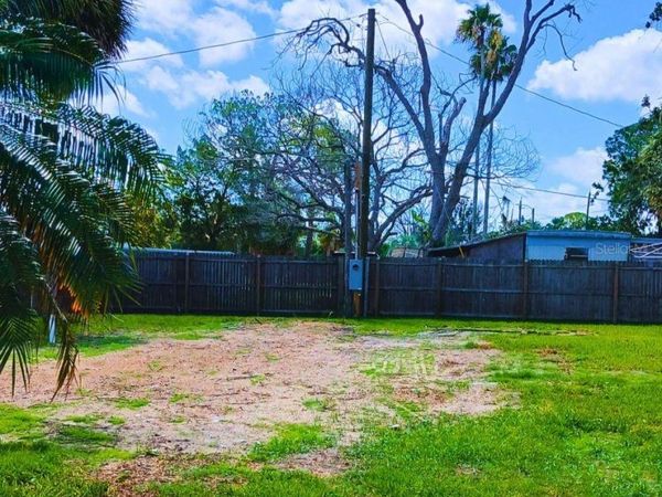 6828 EDGEWATER DRIVE, NEW PORT RICHEY, FL 34652