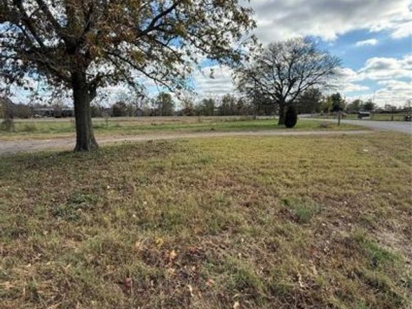 38 Matt Street, Sikeston, MO 63801