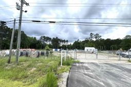 221 Georgetown Hwy. photo 4