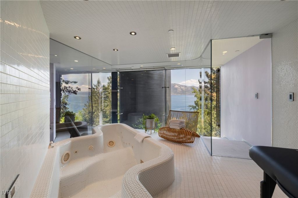 580 Gonowabie Road, Crystal Bay, NV 89402 Photo