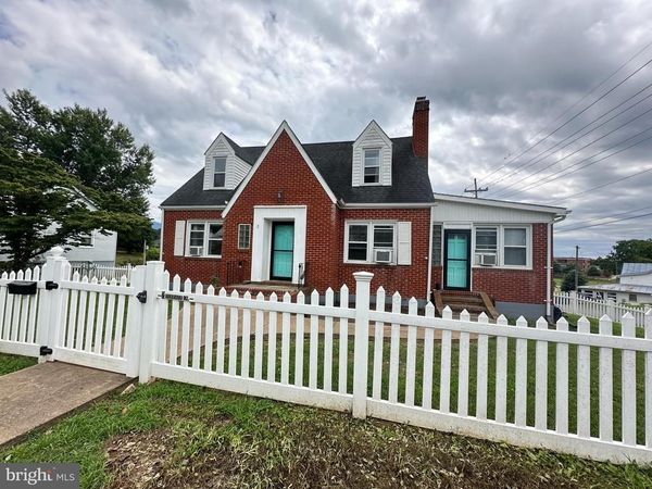 2 TERRACE LANE, LURAY, VA 22835