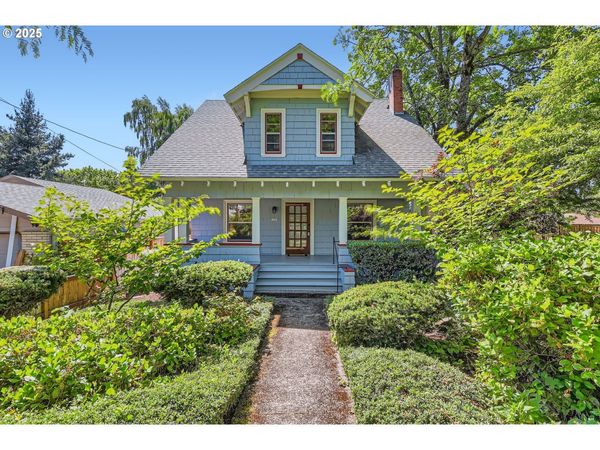 1203 SE 53RD AVE, Portland, OR 97215