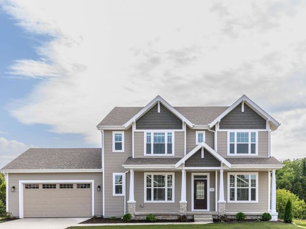 2117 Winding Stream Way, Sun Prairie, WI 53590