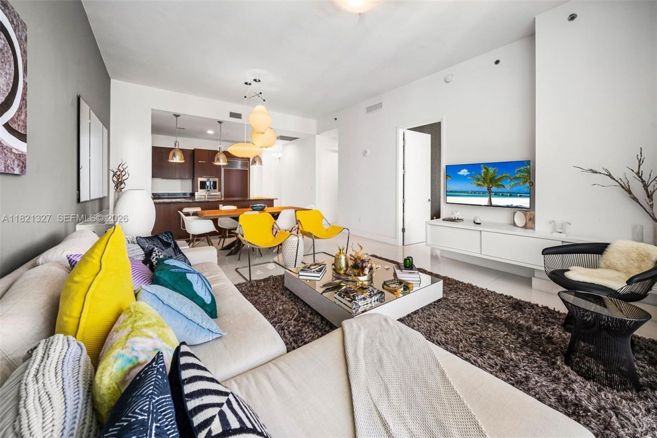 15901 Collins Ave, Unit 3302, Sunny Isles Beach, FL 33160 Photo