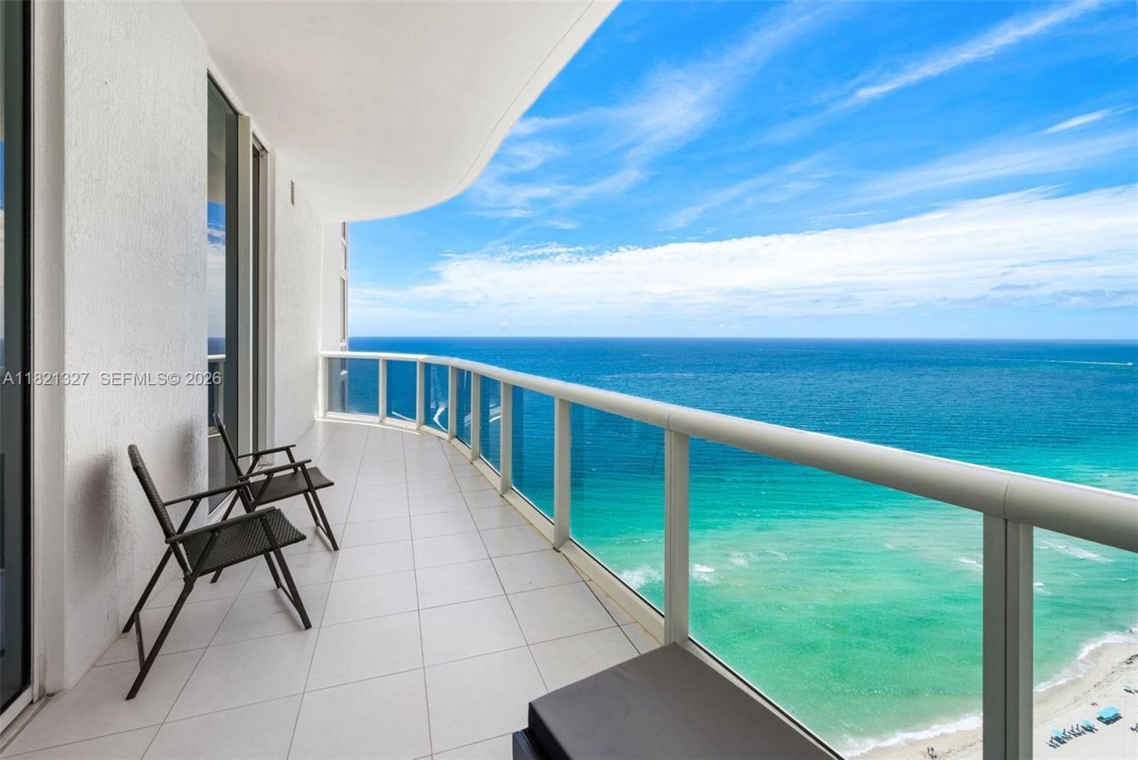 15901 Collins Ave, Unit 3302, Sunny Isles Beach, FL 33160 Photo