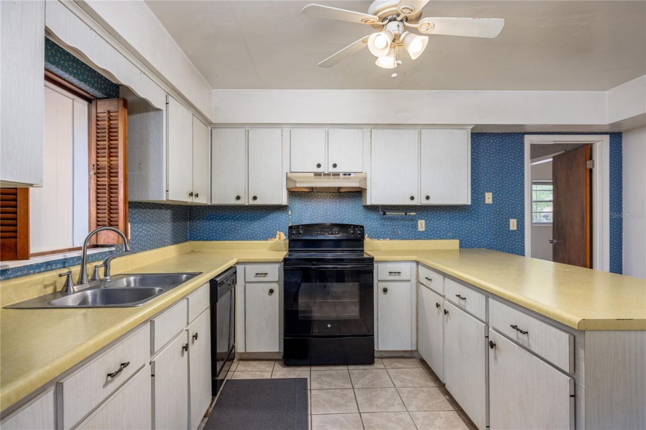 2147 NW 7th Place, Gainesville, FL 32603 Photo