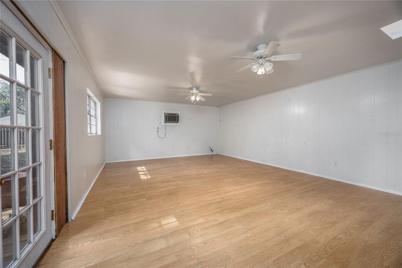 2147 NW 7th Place, Gainesville, FL 32603 Photo