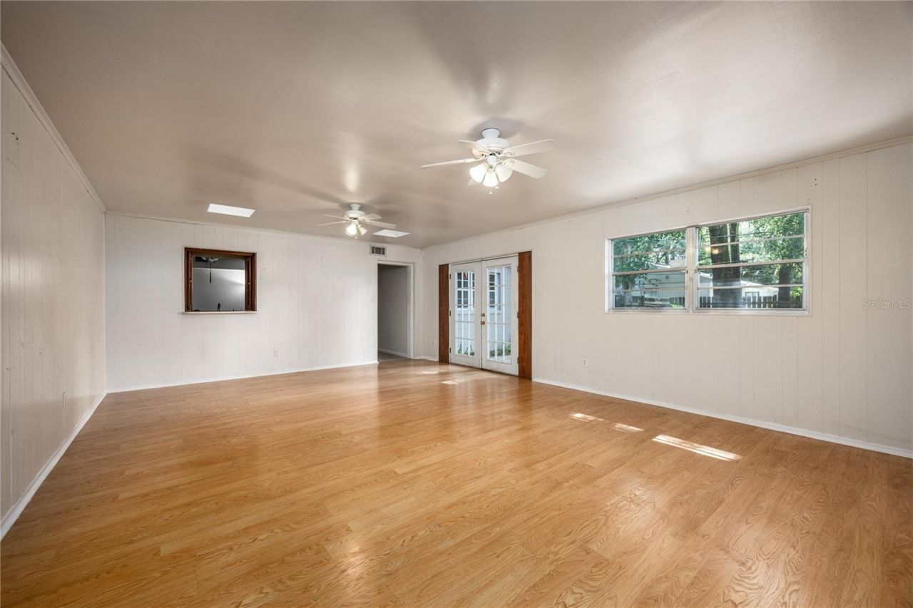 2147 NW 7th Place, Gainesville, FL 32603 Photo