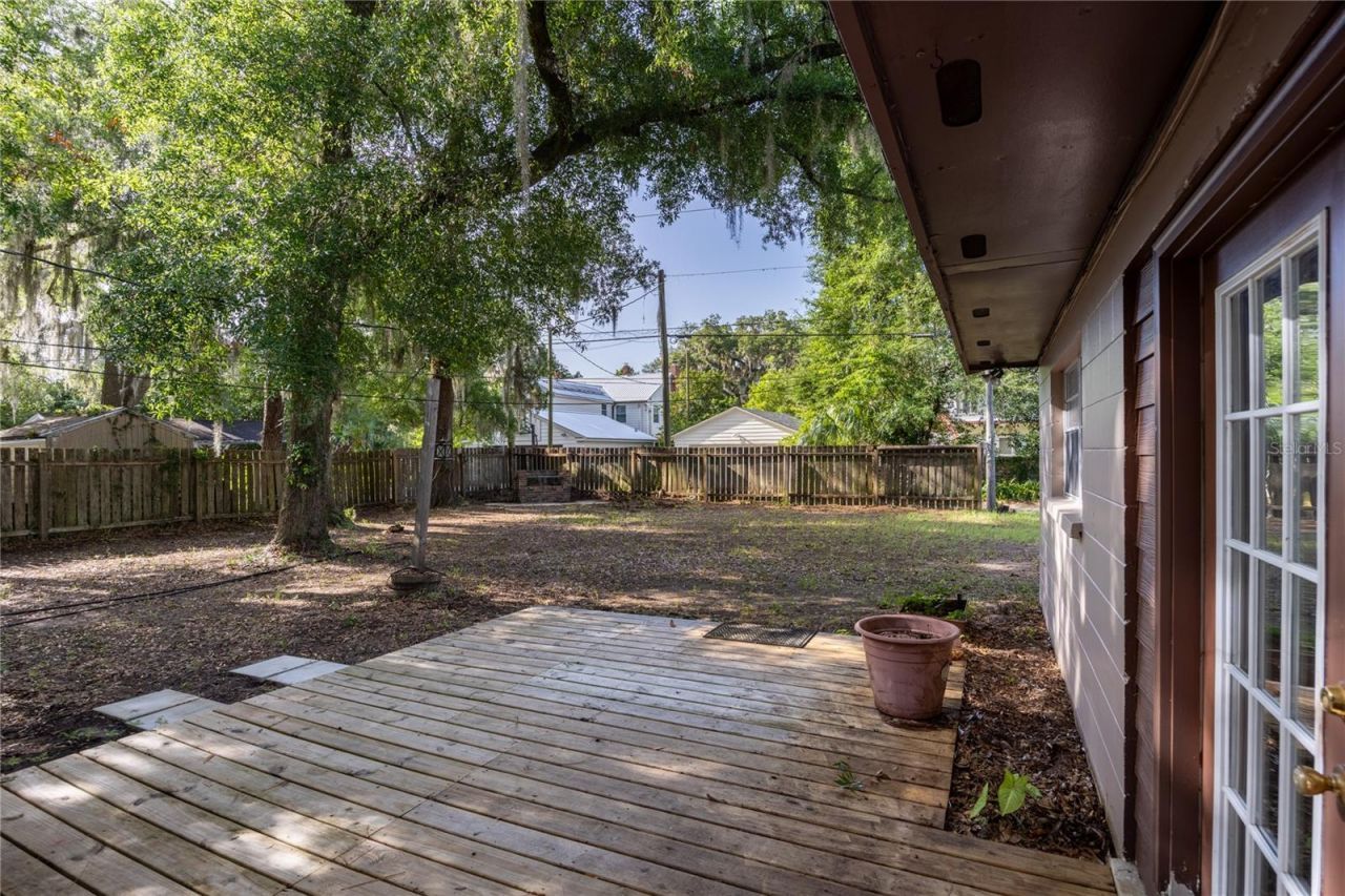 2147 NW 7th Place, Gainesville, FL 32603 Photo