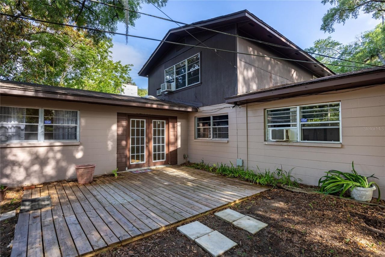 2147 NW 7th Place, Gainesville, FL 32603 Photo