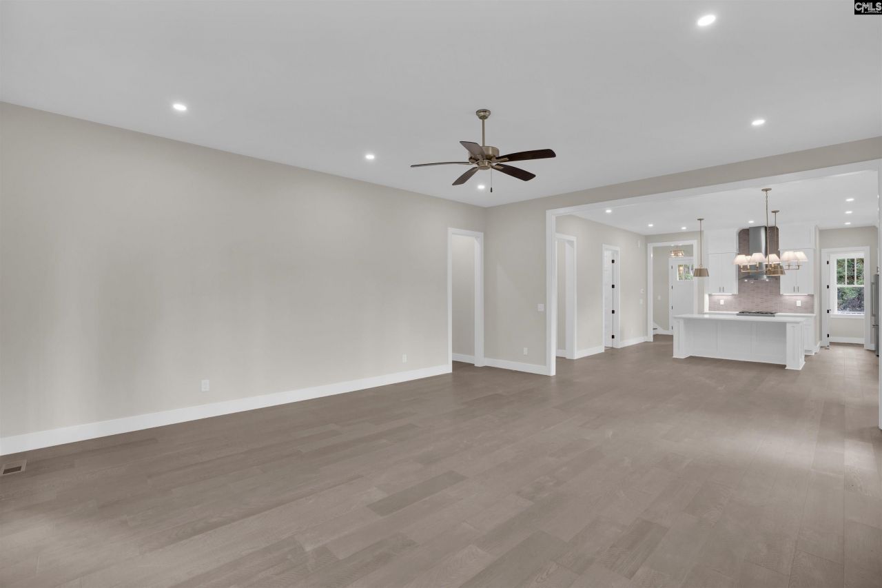 1040 Refuge Place Photo 25