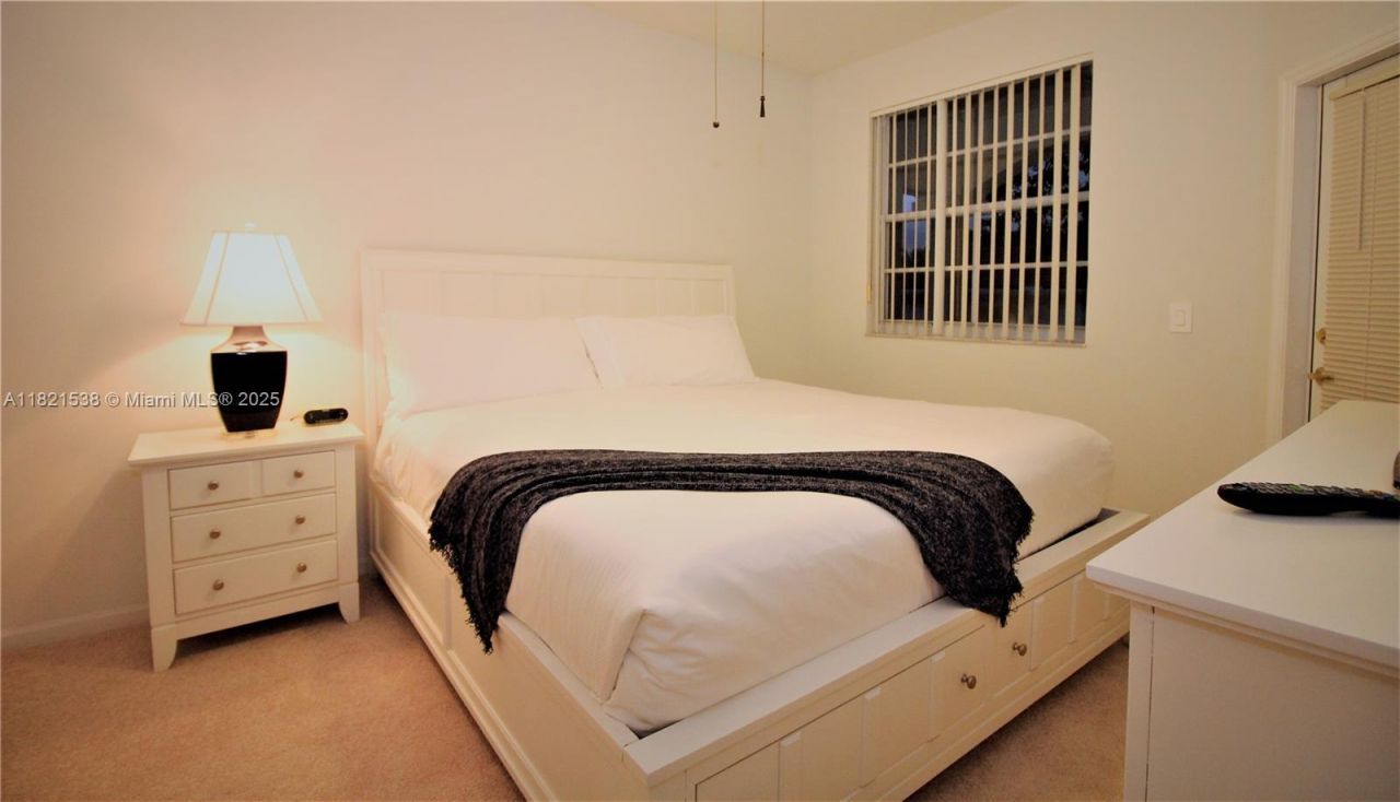 3255 NE 184th St, Unit 12311, Aventura, FL 33160 Photo