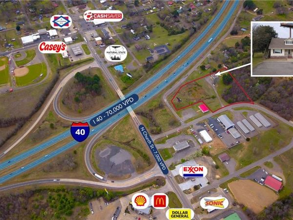 301 Crow Mountain Road, Russellville, AR 72802