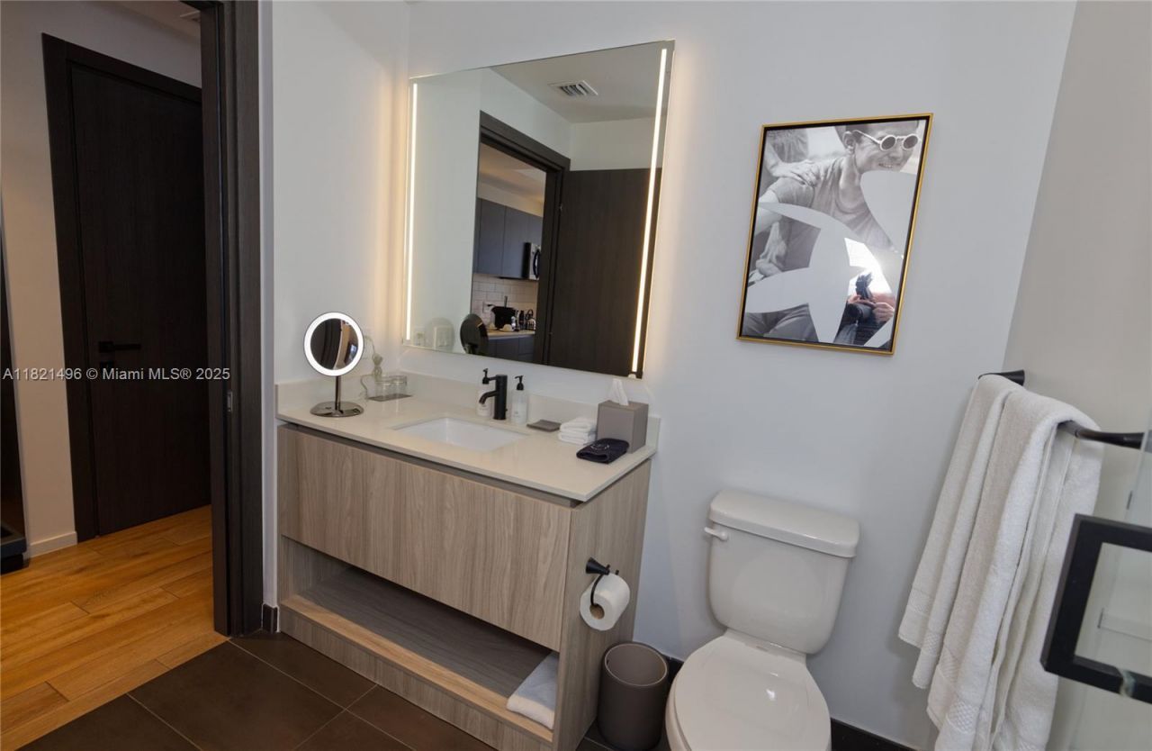 398 NE 5th St, Unit 2112, Miami, FL 33132 Photo