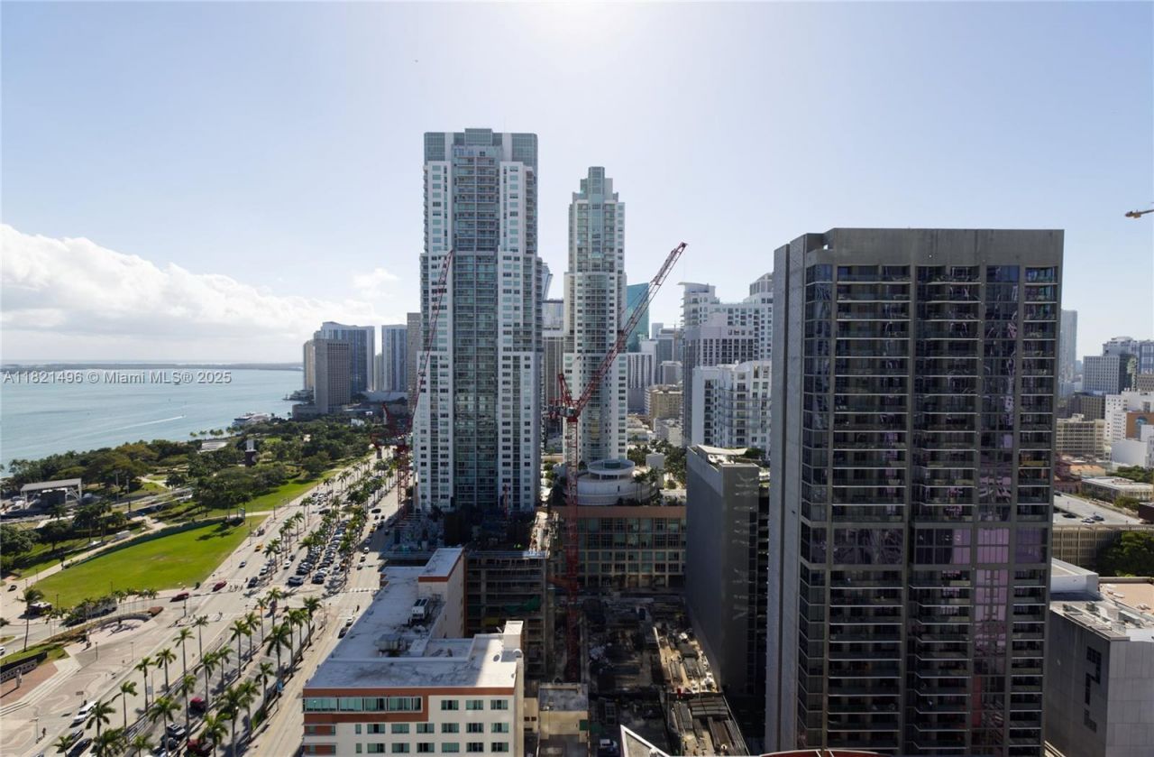 398 NE 5th St, Unit 2112, Miami, FL 33132 Photo