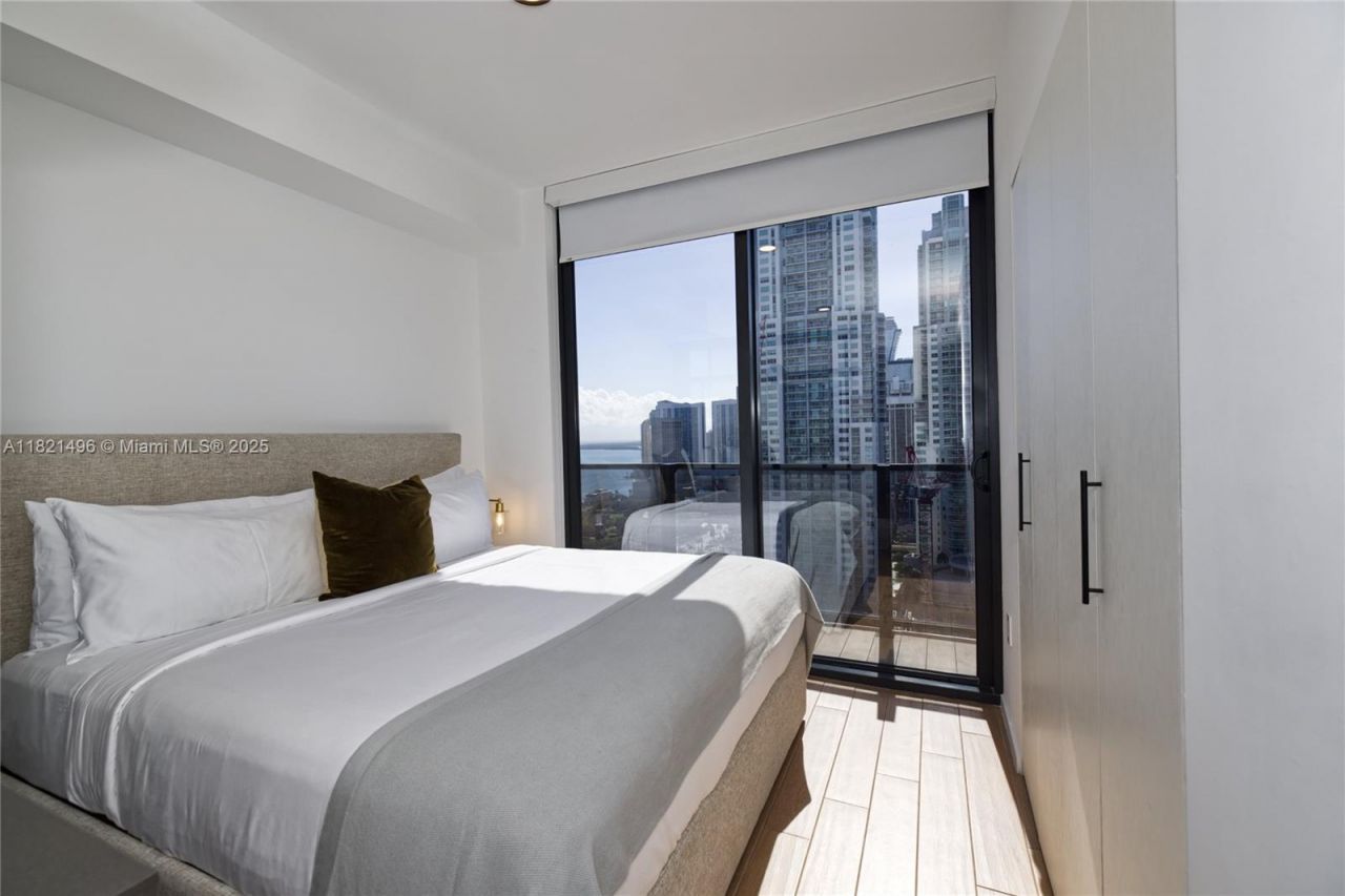 398 NE 5th St, Unit 2112, Miami, FL 33132 Photo