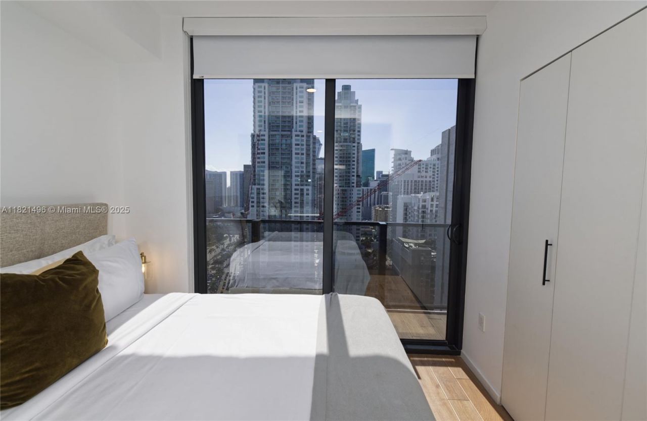 398 NE 5th St, Unit 2112, Miami, FL 33132 Photo