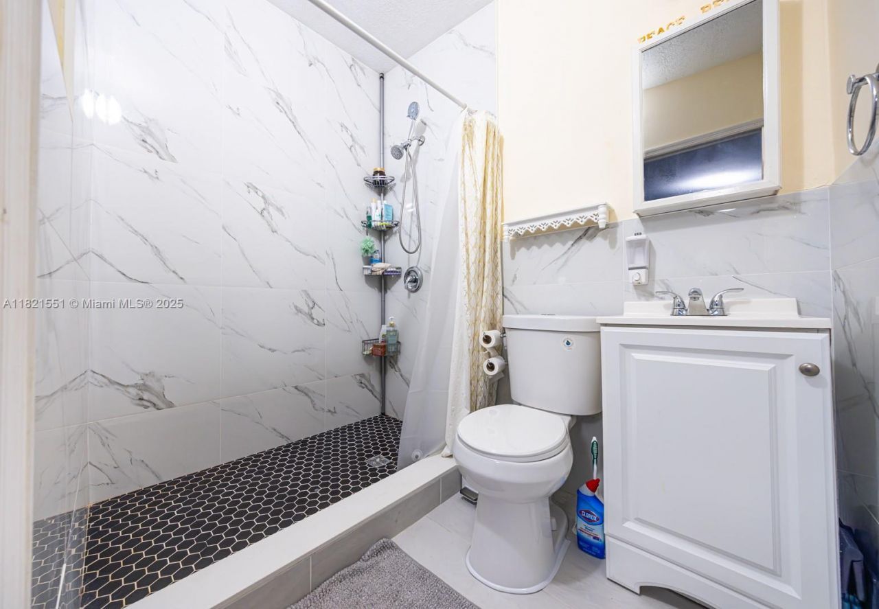 780 95th Street Ocean, Marathon, FL 33050 Photo