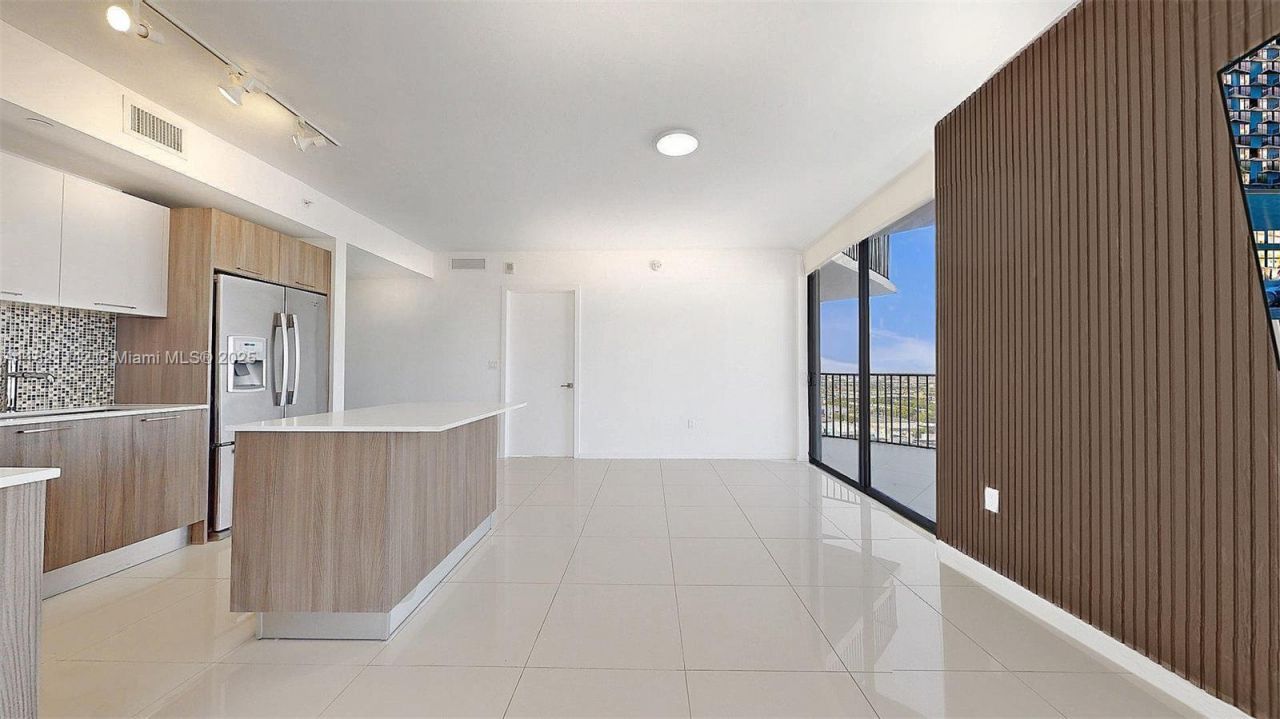 5300 NW 85th Ave, Unit 1701, Doral, FL 33166 Photo