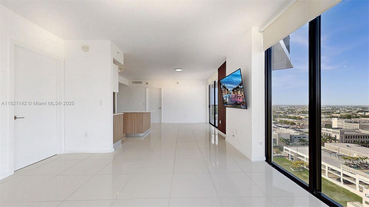 5300 NW 85th Ave, Unit 1701, Doral, FL 33166 Photo