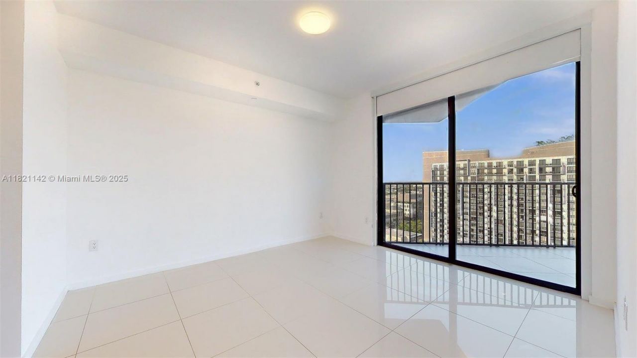 5300 NW 85th Ave, Unit 1701, Doral, FL 33166 Photo