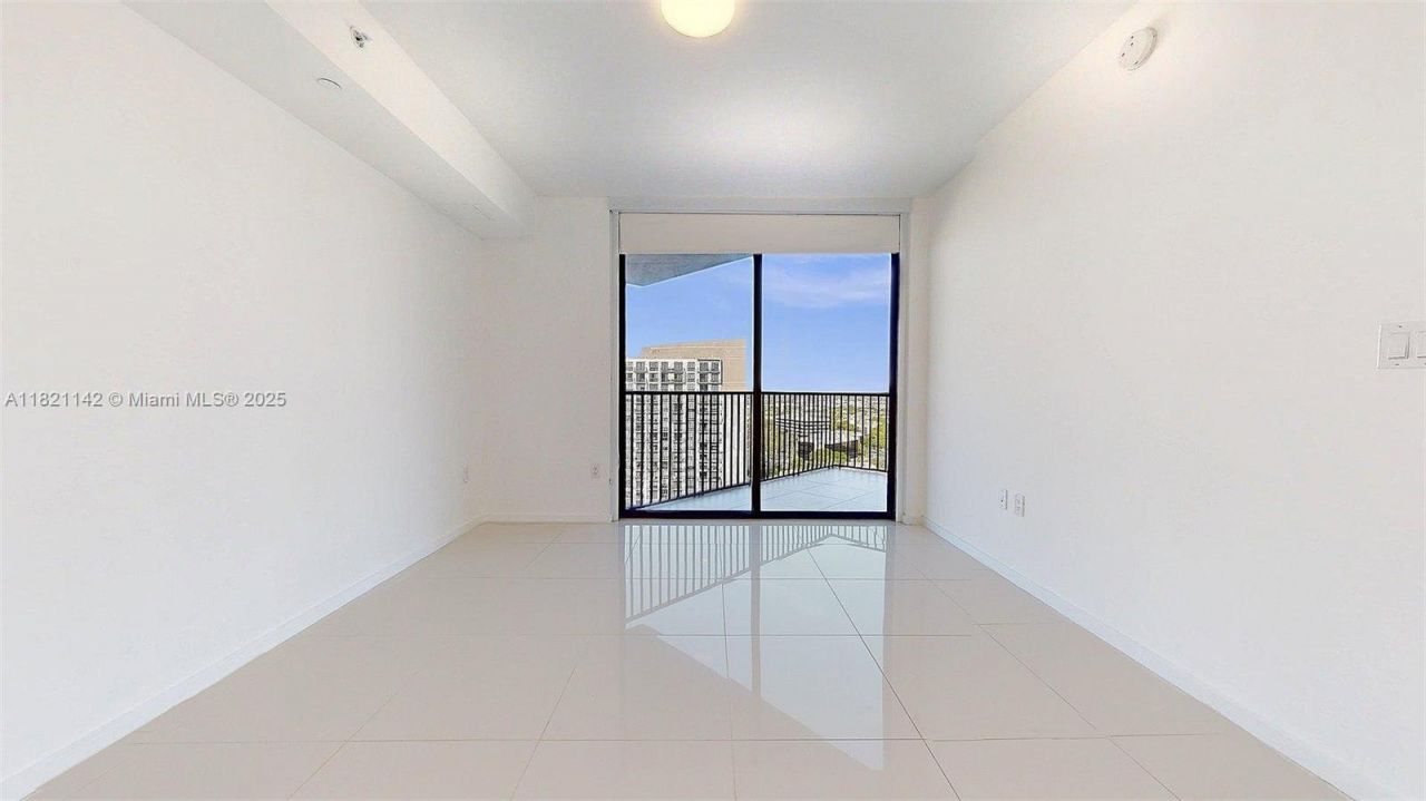 5300 NW 85th Ave, Unit 1701, Doral, FL 33166 Photo