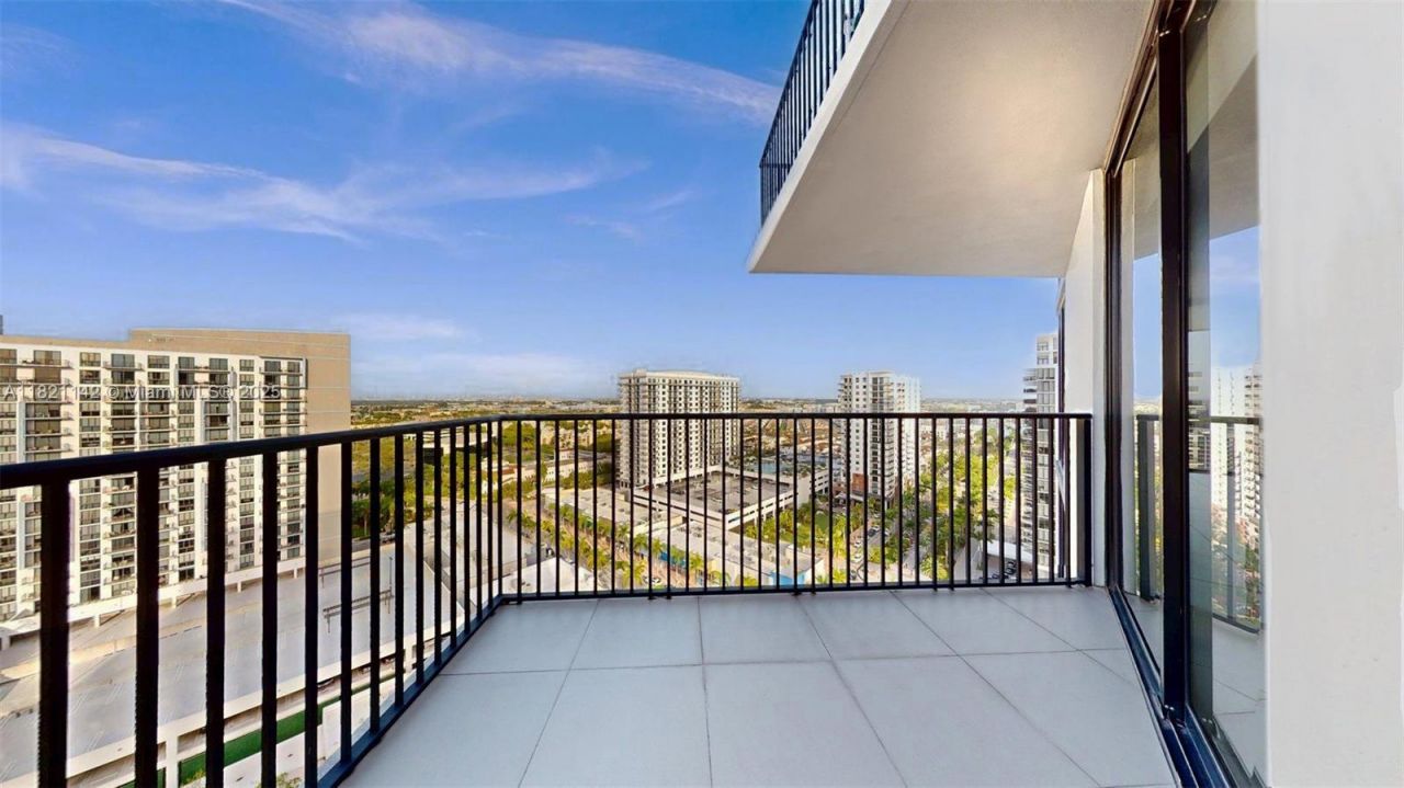 5300 NW 85th Ave, Unit 1701, Doral, FL 33166 Photo