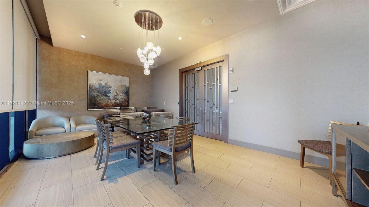 5300 NW 85th Ave, Unit 1701, Doral, FL 33166 Photo