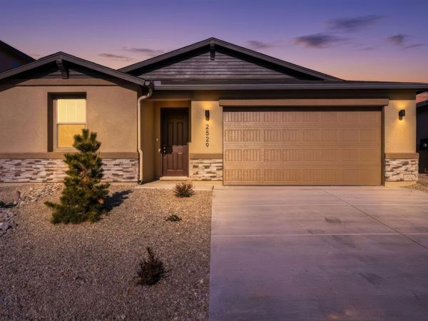 2529 Seaforth Circle NE, Rio Rancho, NM 87144