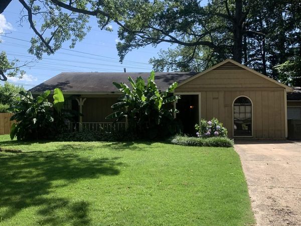 6989 CHERRY BLOSSOM DR, Memphis, TN 38133