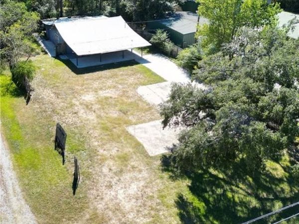 20166 22 Highway, Ponchatoula, LA 70454