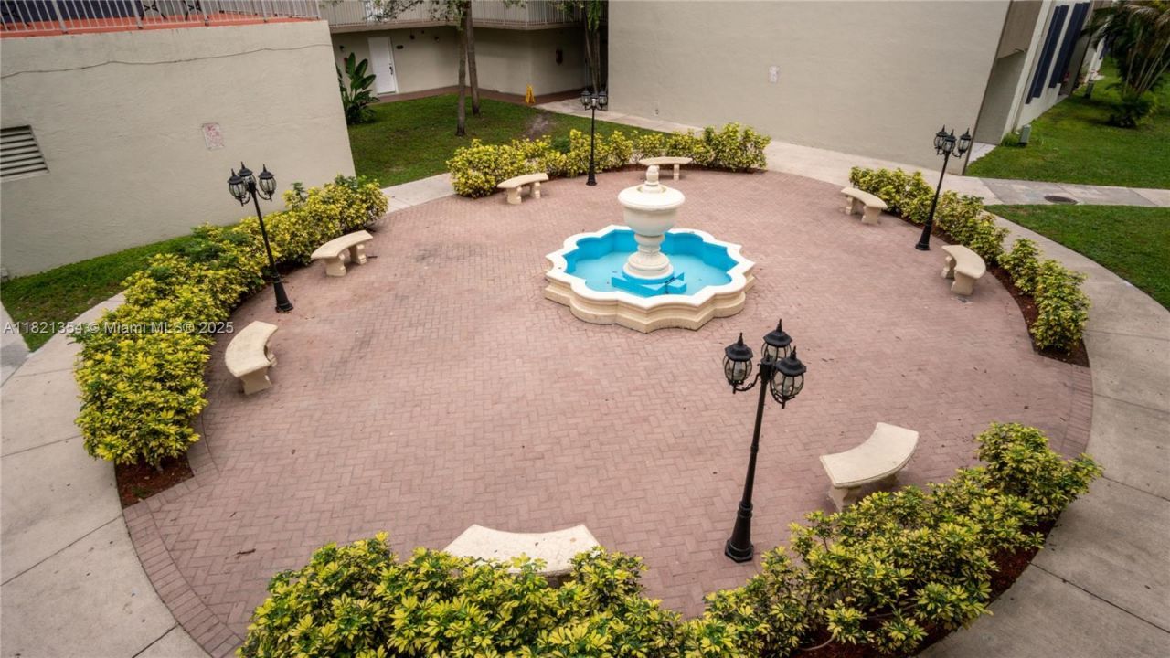 10090 NW 80th Ct, Unit 1245, Hialeah Gardens, FL 33016 Photo