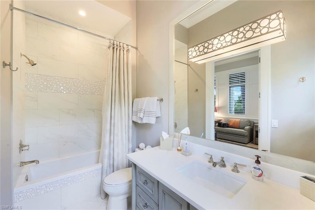 425 Harbour Dr, Naples, FL 34103 Photo