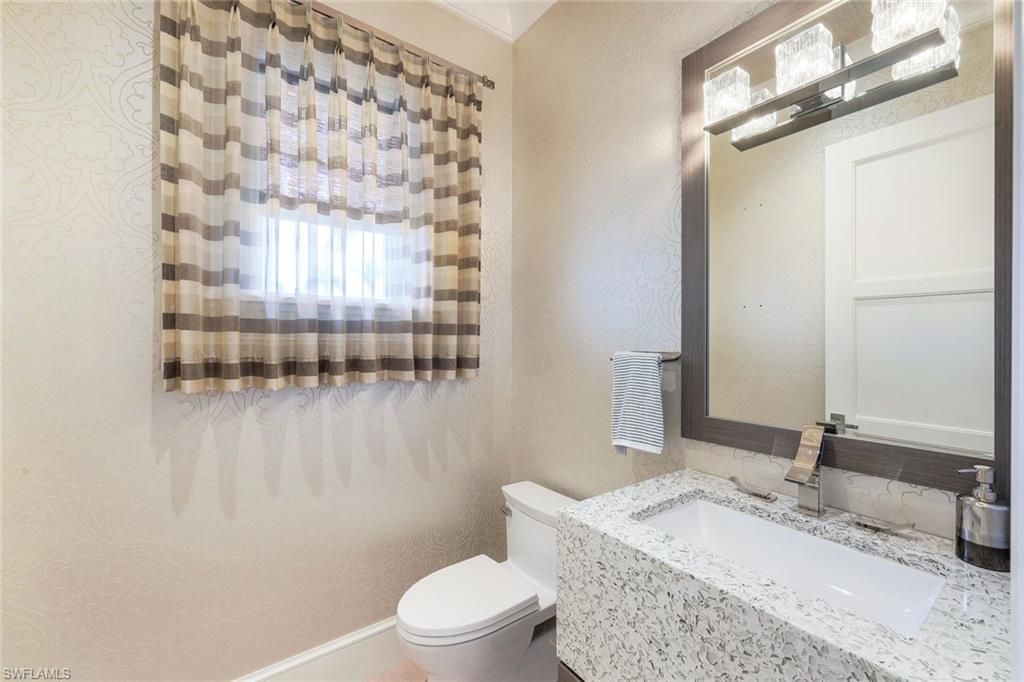 425 Harbour Dr, Naples, FL 34103 Photo