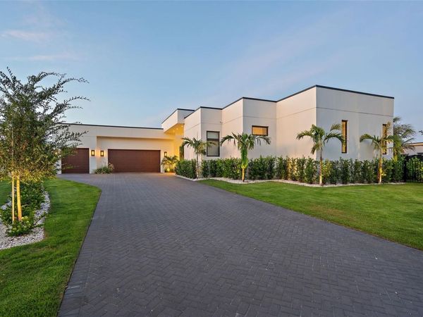 501 BARCELONA DRIVE, TIERRA VERDE, FL 33715