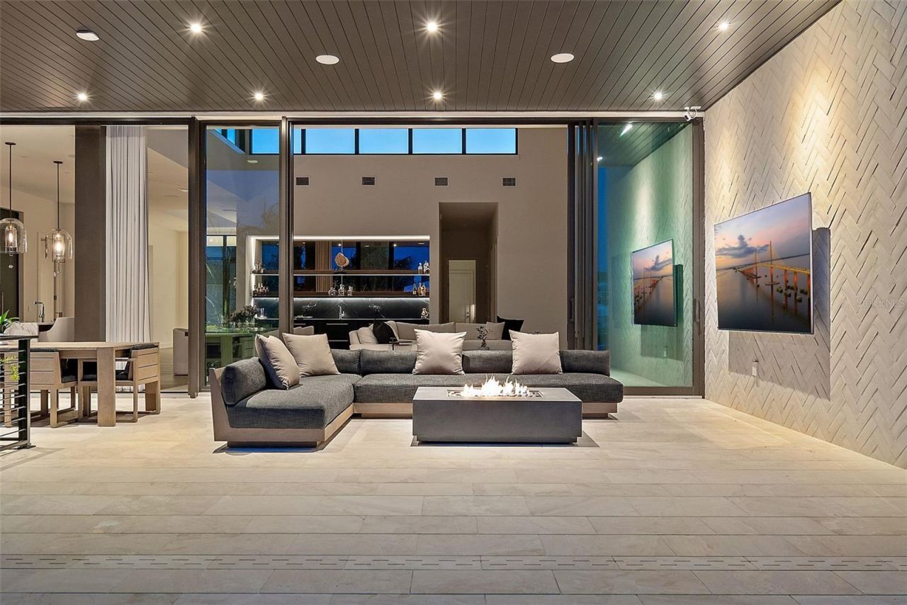 501 Barcelona Drive, Tierra Verde, FL 33715 Photo