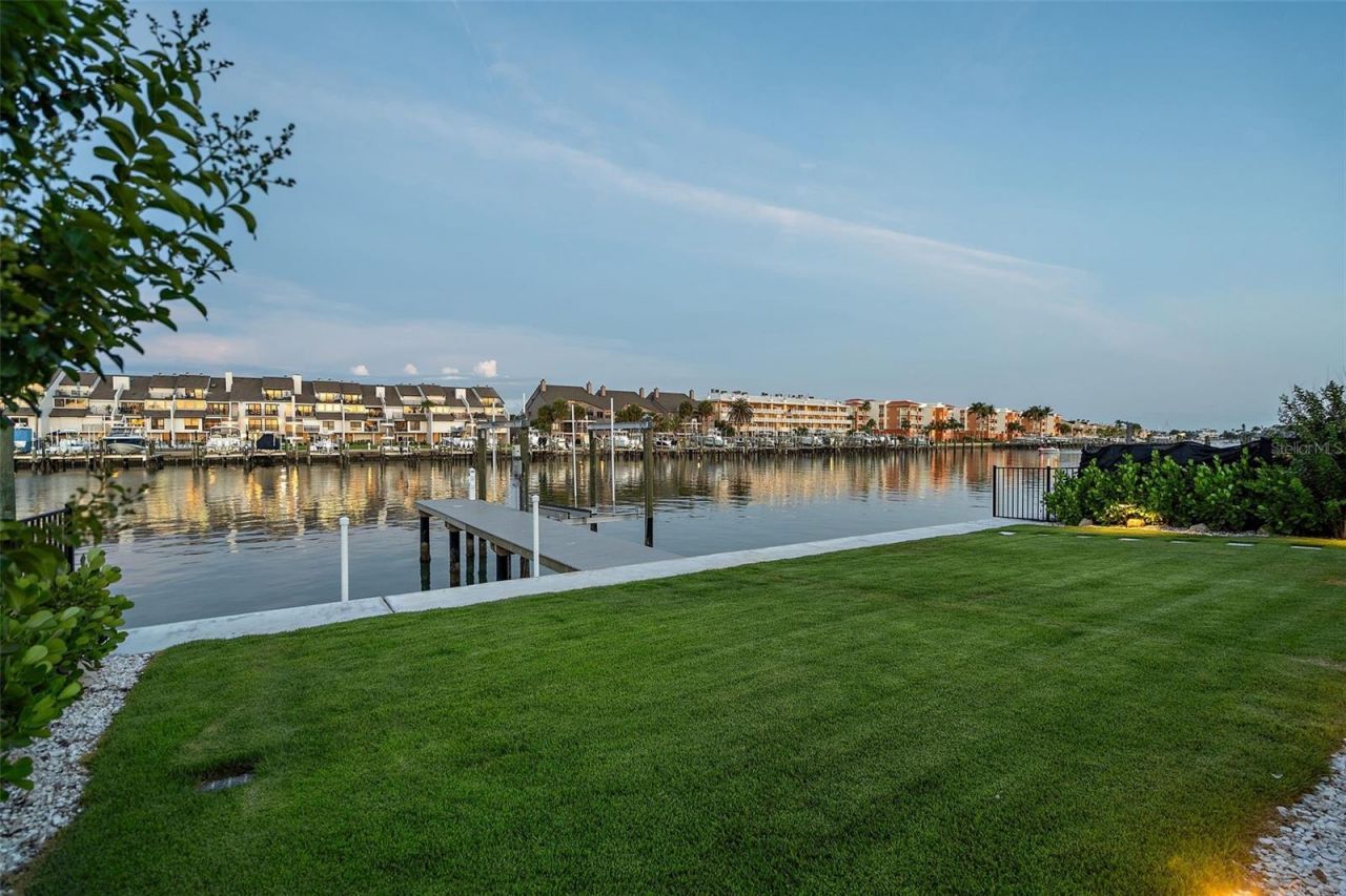 501 Barcelona Drive, Tierra Verde, FL 33715 Photo