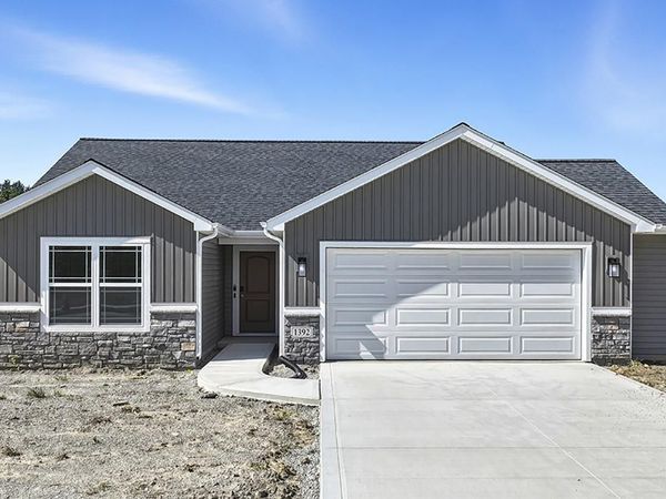 1392 Lancelot Lane, Kendallville, IN 46755