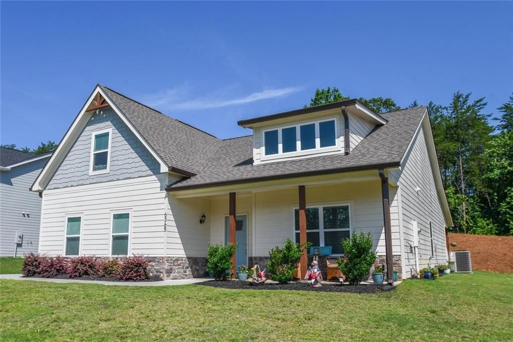 6365 Woodland Station Drive, Lula, GA 30554 Main Photo