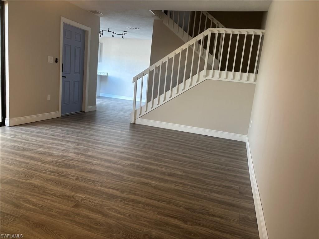 5245 Cedarbend Dr, Unit 4, Fort Myers, FL 33919 Photo