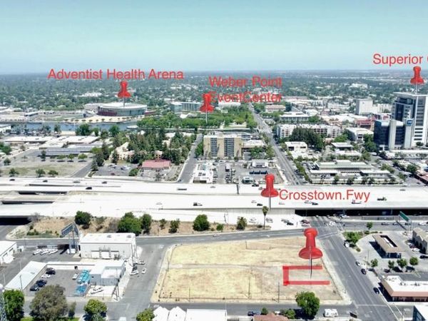 325 S Center Street, Stockton, CA 95203