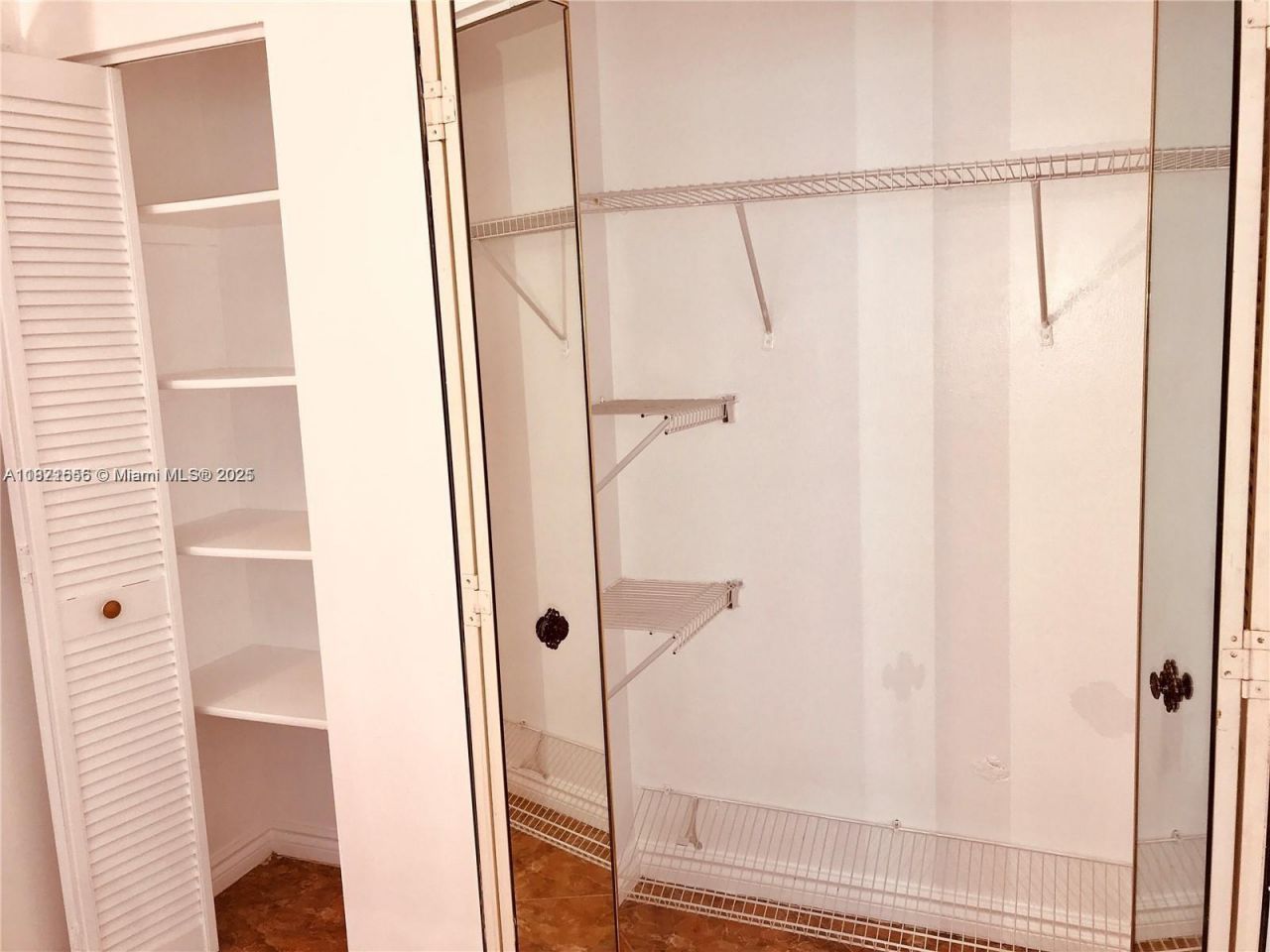 1833 S Ocean Dr, Unit 305, Hallandale Beach, FL 33009 Photo