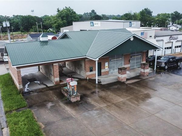 311 N Franklin Street, Cuba, MO 65453