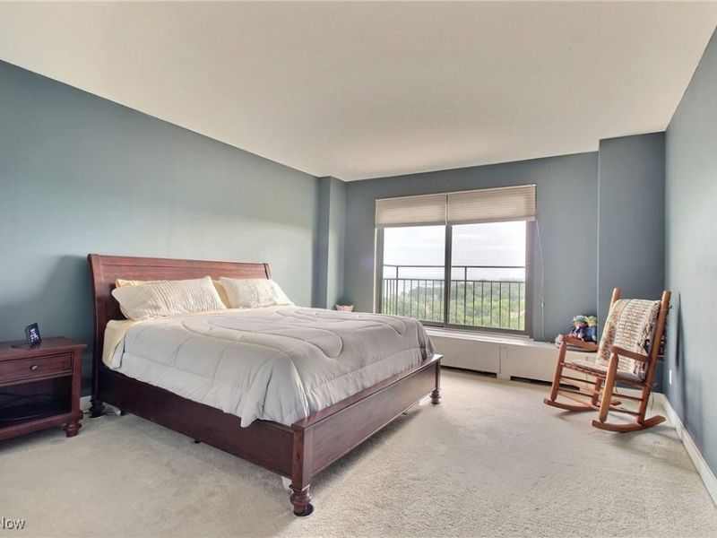 1 Bratenahl Place, Unit 1501, Bratenahl, OH 44108 Photo 10