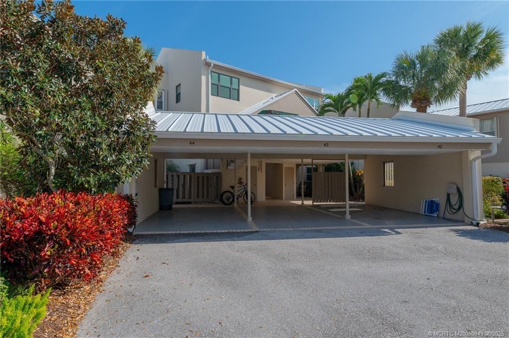 3901 SE Saint Lucie Boulevard, Unit 44, Stuart, FL 34997 Photo