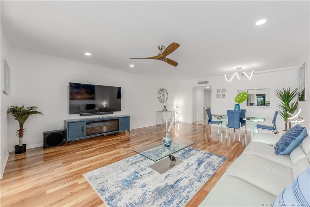 3901 SE Saint Lucie Boulevard, Unit 44, Stuart, FL 34997 Photo